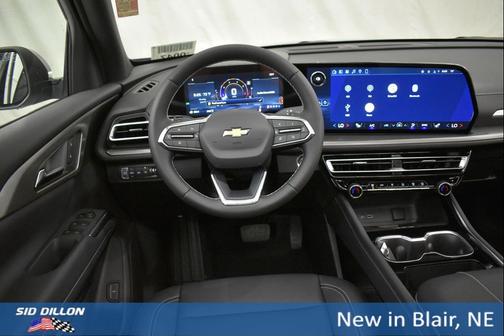 Sterling Gray Metallic 2026 Chevrolet Traverse LT