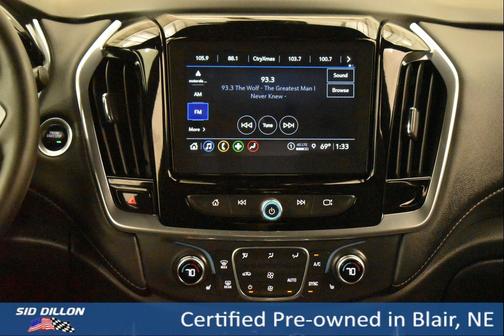 Summit White 2023 Chevrolet Traverse LT Cloth