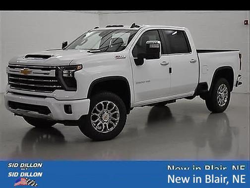 Summit White 2026 Chevrolet Silverado 2500 LT