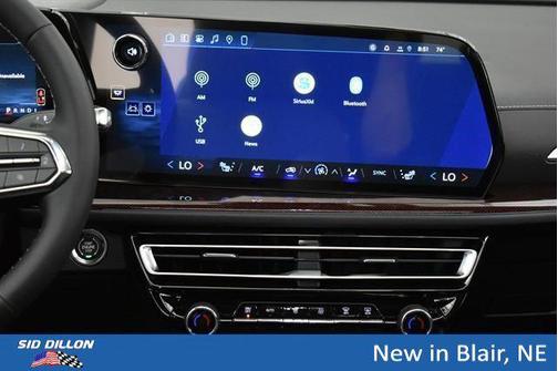 Mosaic Black Metallic 2026 Chevrolet Traverse AWD Z71