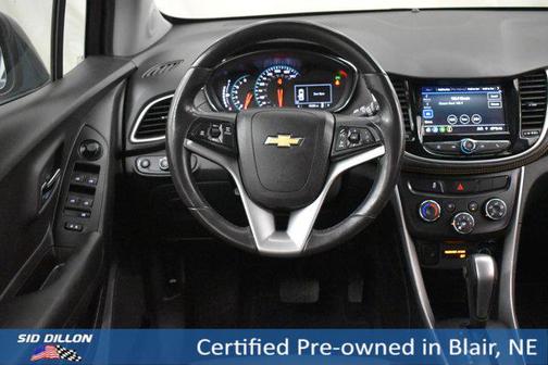 Shadow Gray Metallic 2022 Chevrolet Trax LT