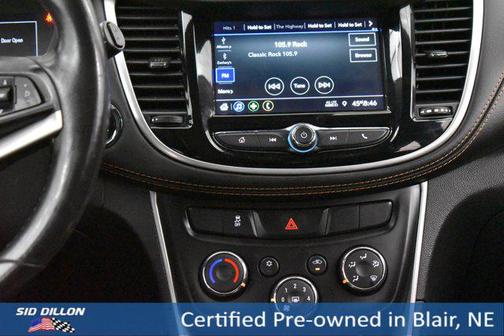 Shadow Gray Metallic 2022 Chevrolet Trax LT