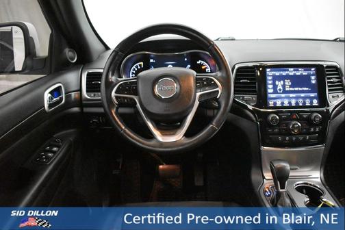 Bright White Clearcoat 2021 Jeep Grand Cherokee Laredo