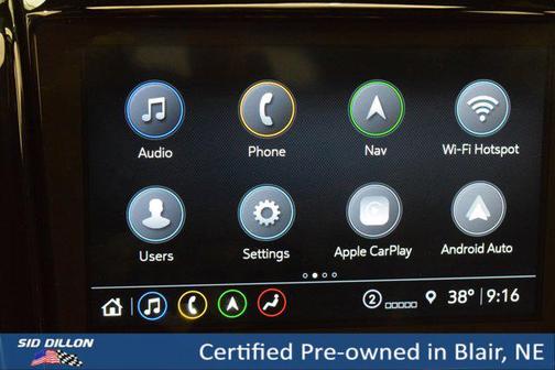 Iridescent Pearl Tricoat 2022 Chevrolet Traverse High Country