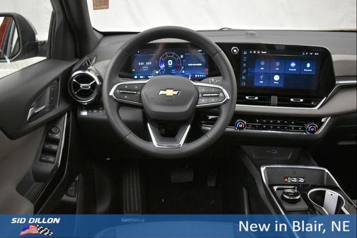 Radiant Red Tintcoat 2026 Chevrolet Equinox 1LT