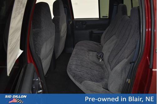 Dark Cherry Red Metallic 2002 Chevrolet S-10 Base
