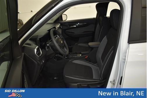 Summit White 2026 Chevrolet Trailblazer LS