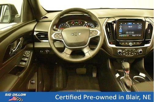 Mosaic Black Metallic 2023 Chevrolet Traverse RS