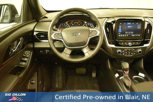 Mosaic Black Metallic 2023 Chevrolet Traverse RS