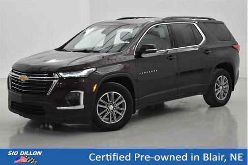 Black Cherry Metallic 2023 Chevrolet Traverse LT Leather