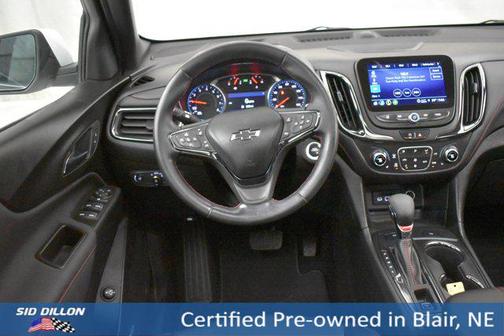 Iridescent Pearl Tricoat 2023 Chevrolet Equinox AWD RS