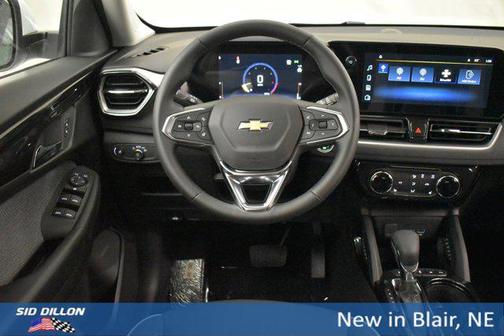 Summit White 2026 Chevrolet Trailblazer LT