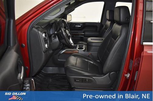 Red Quartz Tintcoat 2019 GMC Sierra 1500 SLT