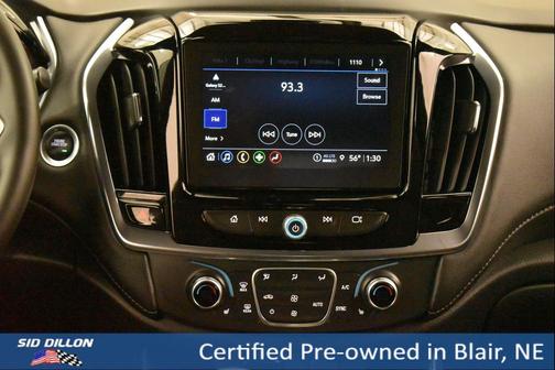 Mosaic Black Metallic 2023 Chevrolet Traverse LT Cloth