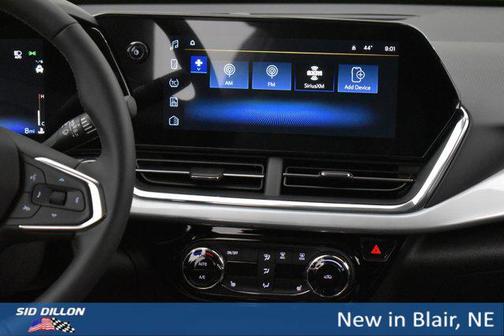 Mosaic Black Metallic 2026 Chevrolet Trax LT