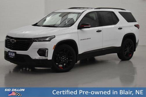 Summit White 2023 Chevrolet Traverse Premier