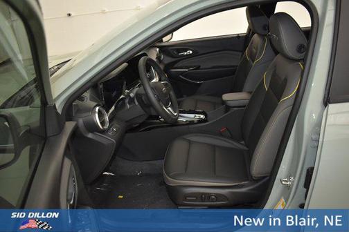 Cacti Green 2026 Chevrolet Trax FWD ACTIV