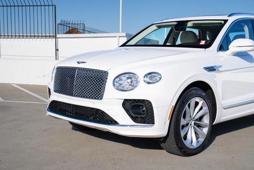 2023 Bentley Bentayga 