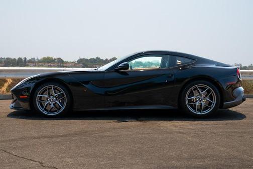 2015 Ferrari F12berlinetta Base