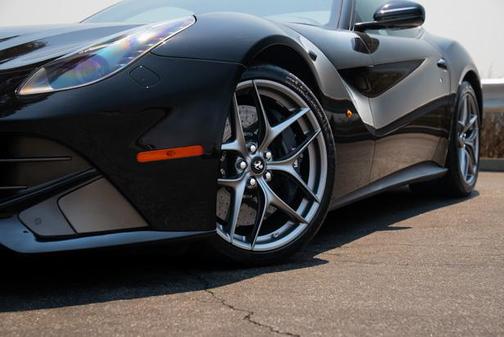 2015 Ferrari F12berlinetta Base