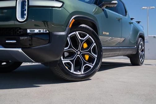 2023 Rivian R1T Adventure Quad Motor Large Pack