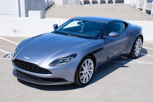 2019 Aston Martin DB11 V8