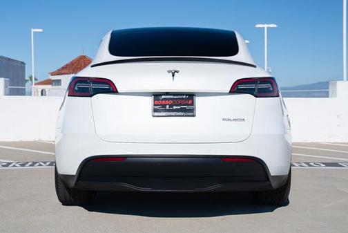 2022 Tesla Model Y Performance Dual Motor All-Wheel Drive