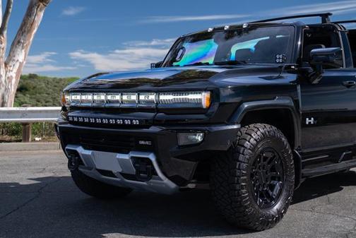 2025 GMC HUMMER EV SUV 2X
