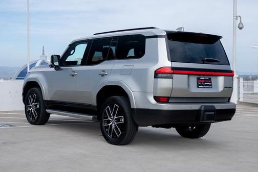 Atomic Silver 2026 Lexus GX 550 550