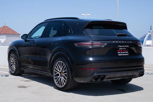 2021 Porsche Cayenne Turbo