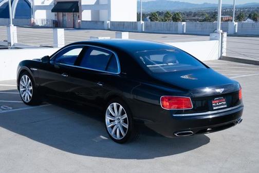 2014 Bentley Flying Spur Base
