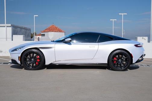 2018 Aston Martin DB11