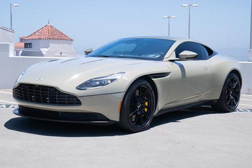 2018 Aston Martin DB11 V12