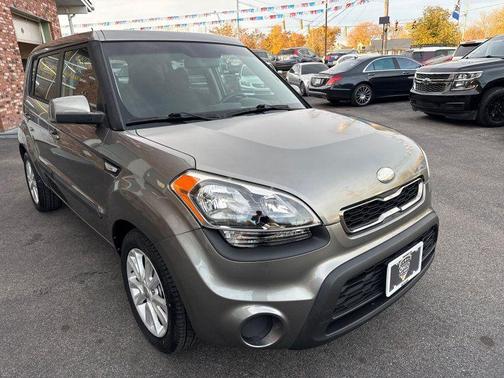 2013 Kia Soul Base