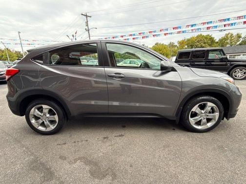 2017 Honda HR-V LX