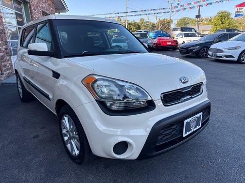 2013 Kia Soul +