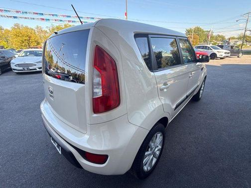 2013 Kia Soul +