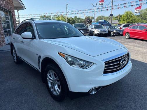 2014 INFINITI QX70 Base