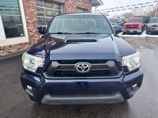 2013 Toyota Tacoma Base