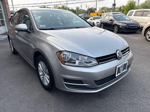 2016 Volkswagen Golf TSI S 4-Door