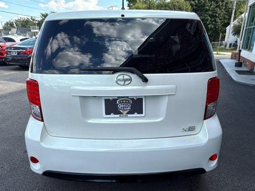 2014 Scion xB Base