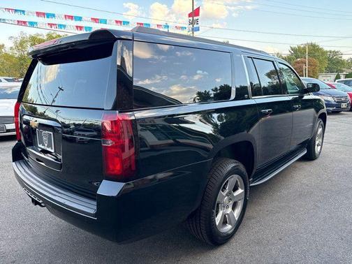 2019 Chevrolet Suburban LT