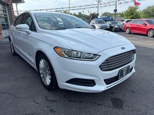 2013 Ford Fusion Hybrid SE