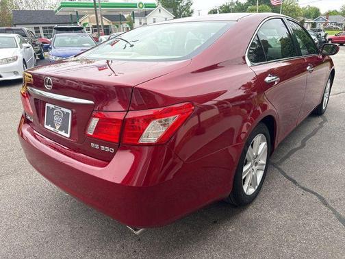 Red 2009 Lexus ES 350