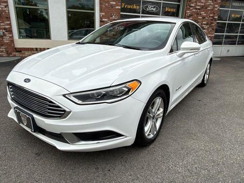 2018 Ford Fusion Hybrid SE