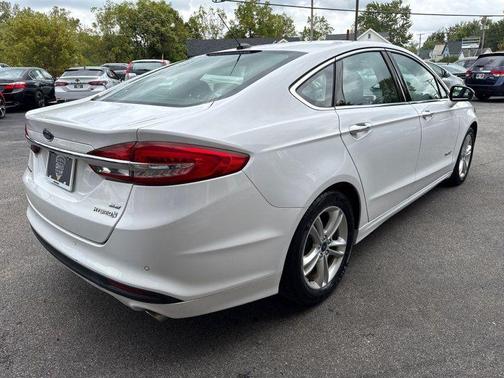 2018 Ford Fusion Hybrid SE