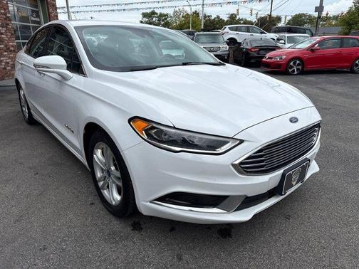 2018 Ford Fusion Hybrid SE