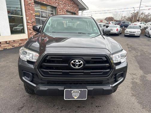 2017 Toyota Tacoma SR V6