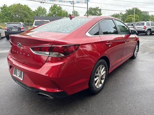 2018 Hyundai SONATA SE