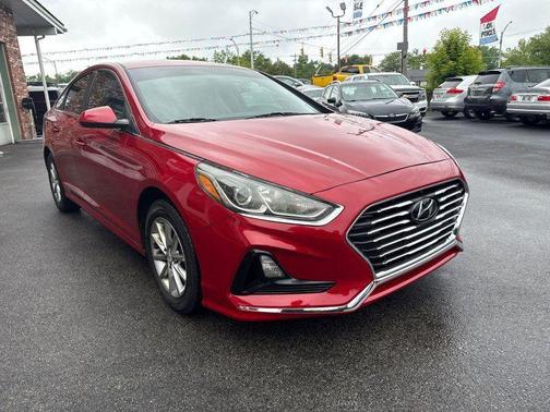 2018 Hyundai SONATA SE
